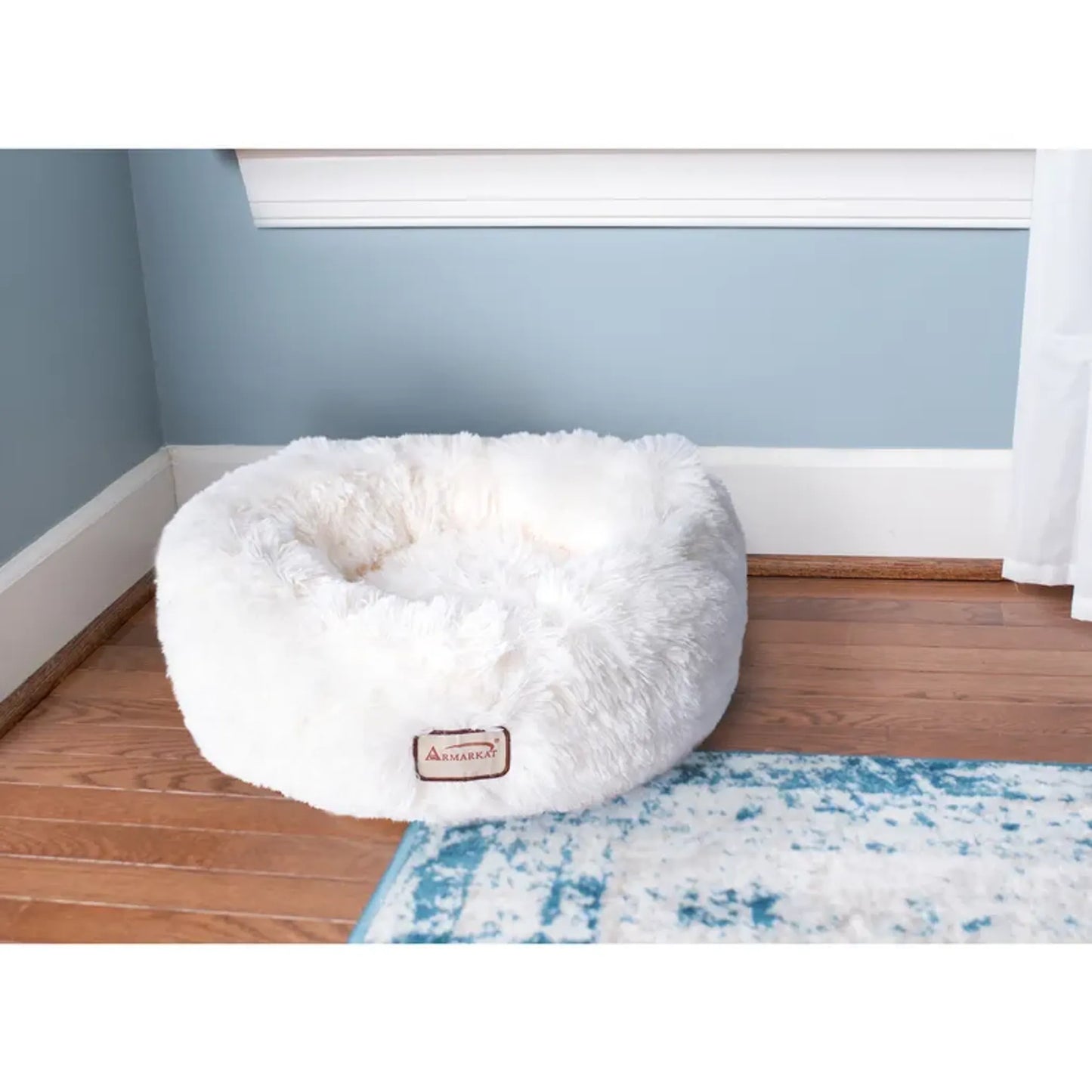 Armarkat Ultra Plush and Soft Cuddler Bed