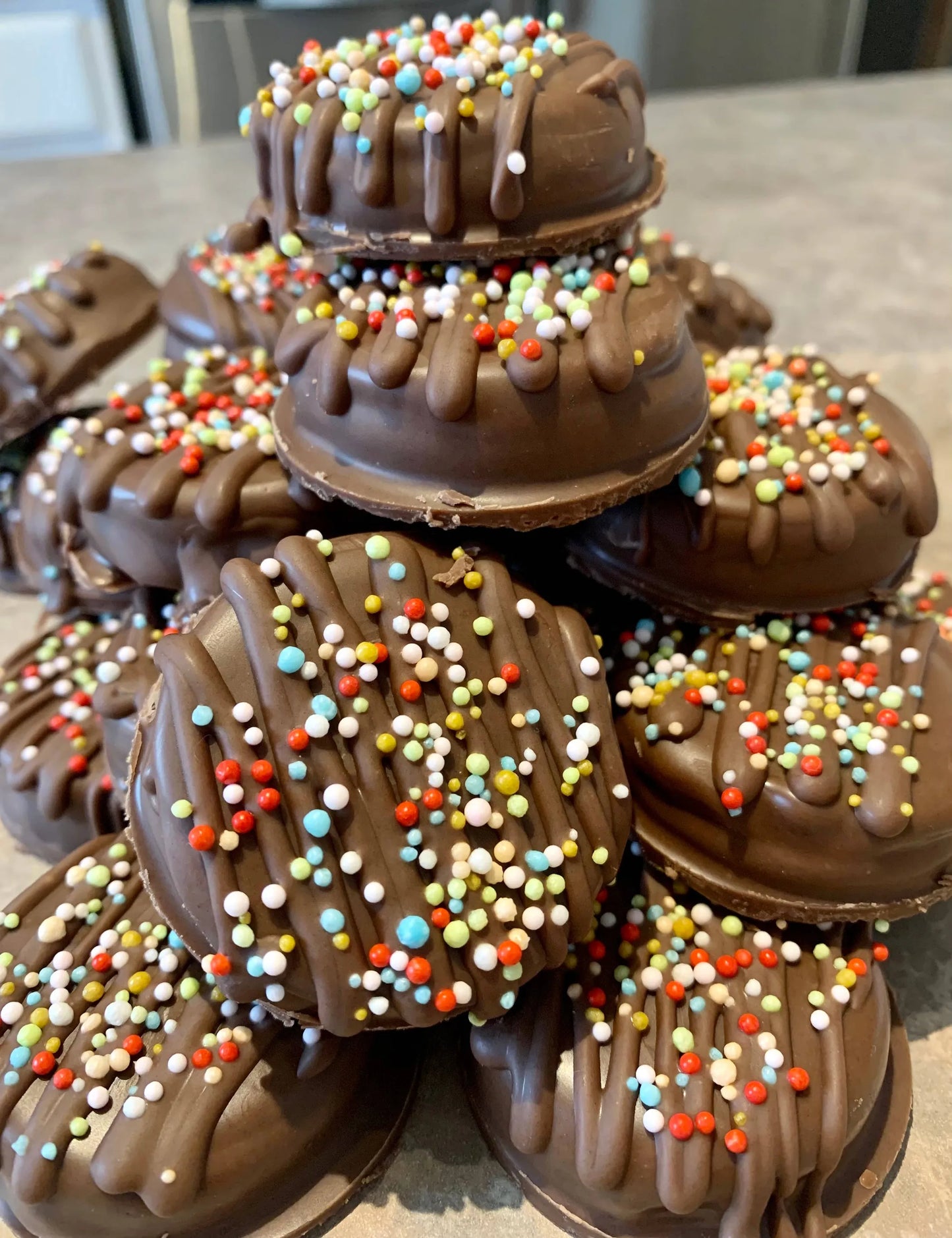 The Decadent Oreo - Carob Oreo Dog Treat with Vanilla Filling