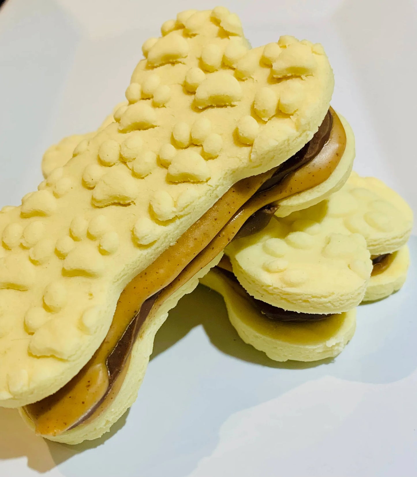 Sammies - Vanilla Bone Shaped Dog Treats