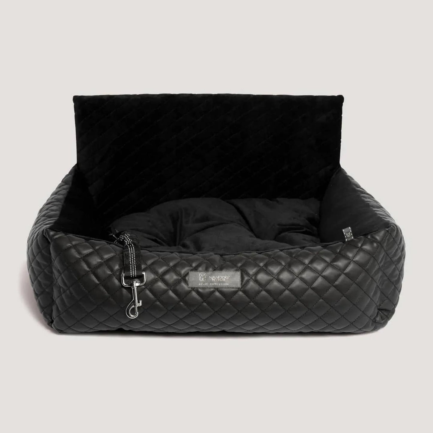NANDOG Large Black Vegan Leather Car Seat - Safety and Comfort in Style