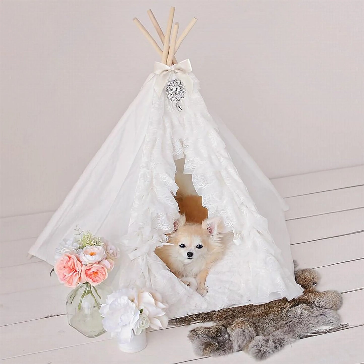 Lullaby Teepee Pet Bed - Luxurious and Comfortable