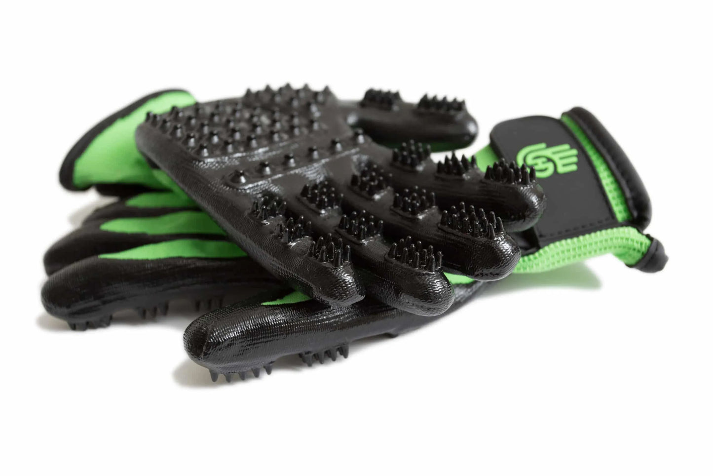 HandsOn Gloves - Multifunctional Pet Grooming & Bathing Gloves