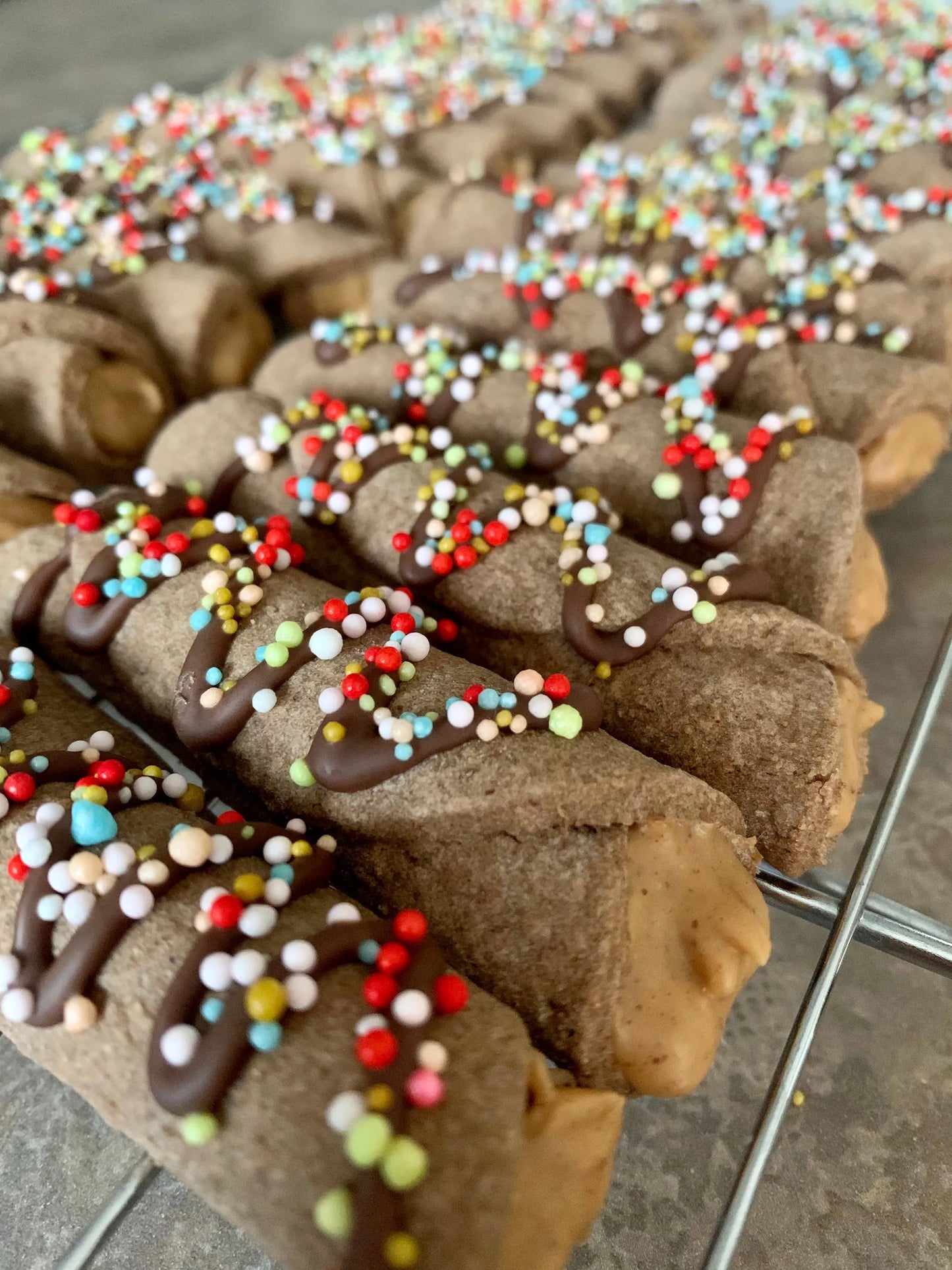 Carob & PB Pup'nolli - Dog-friendly Cannoli with Peanut Butter