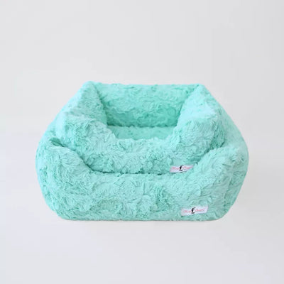 Bella Dog Bed: Handmade Comfort for Your Dog